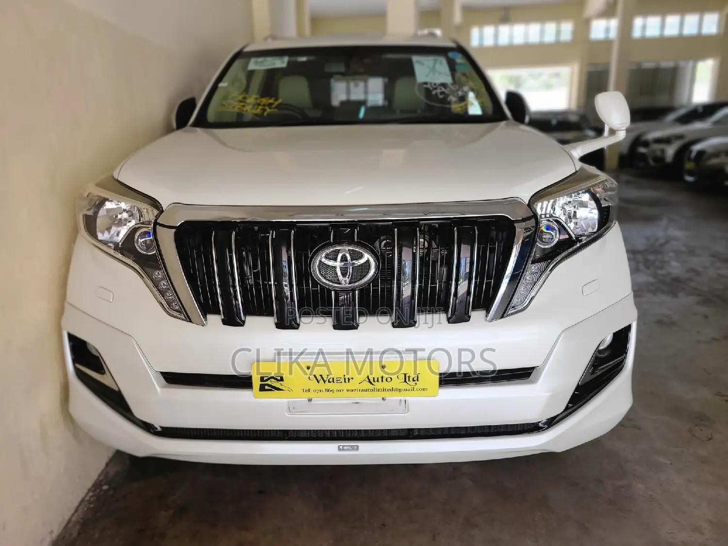 Toyota Land Cruiser 2016 White
