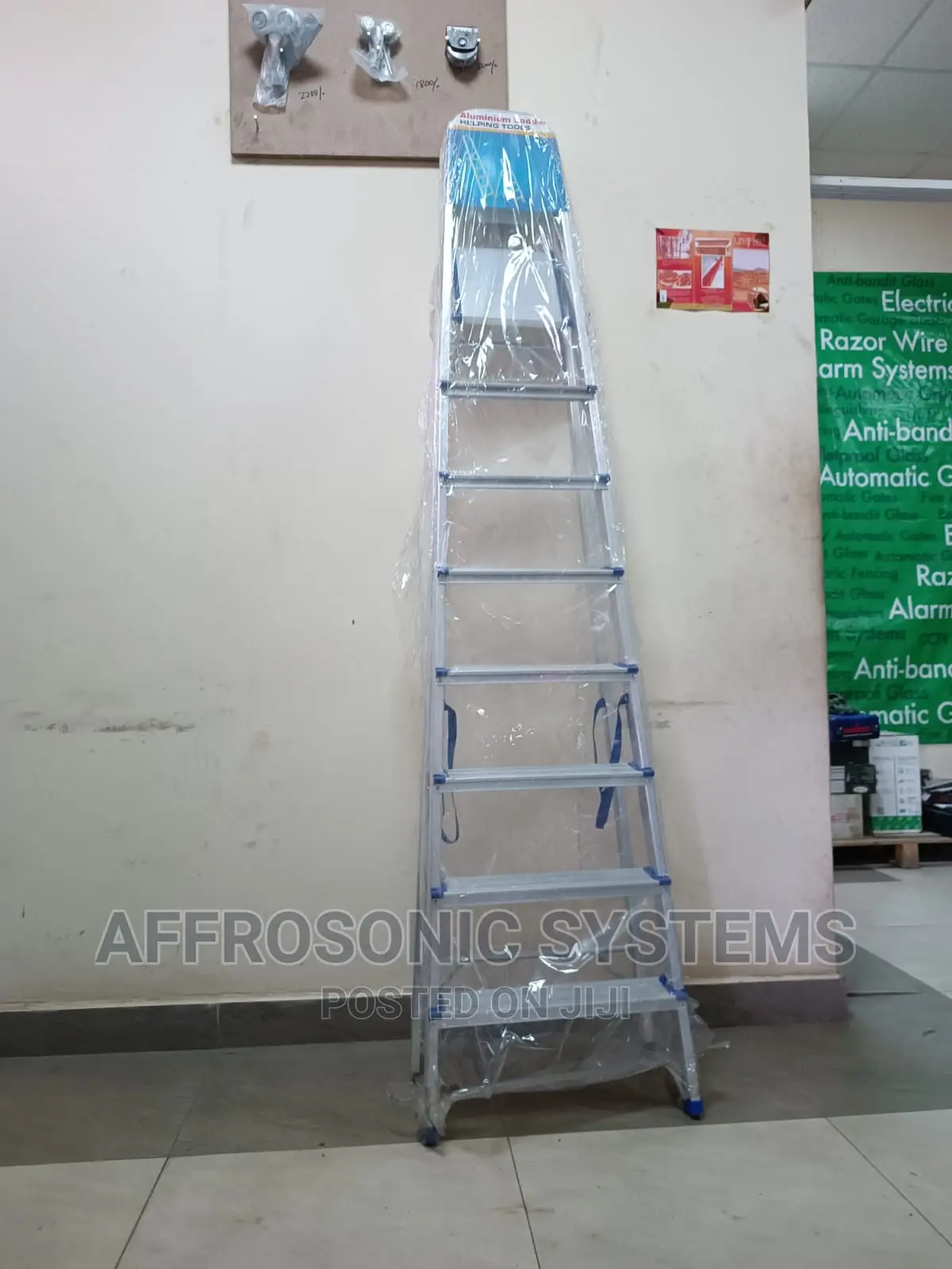 8 Step Aluminium Ladder