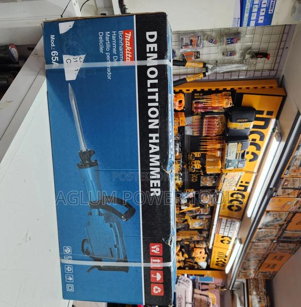 Makita Jack Hammer 2000W