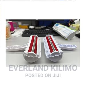 Self Cleaning Fur Remover - thumbnail 2