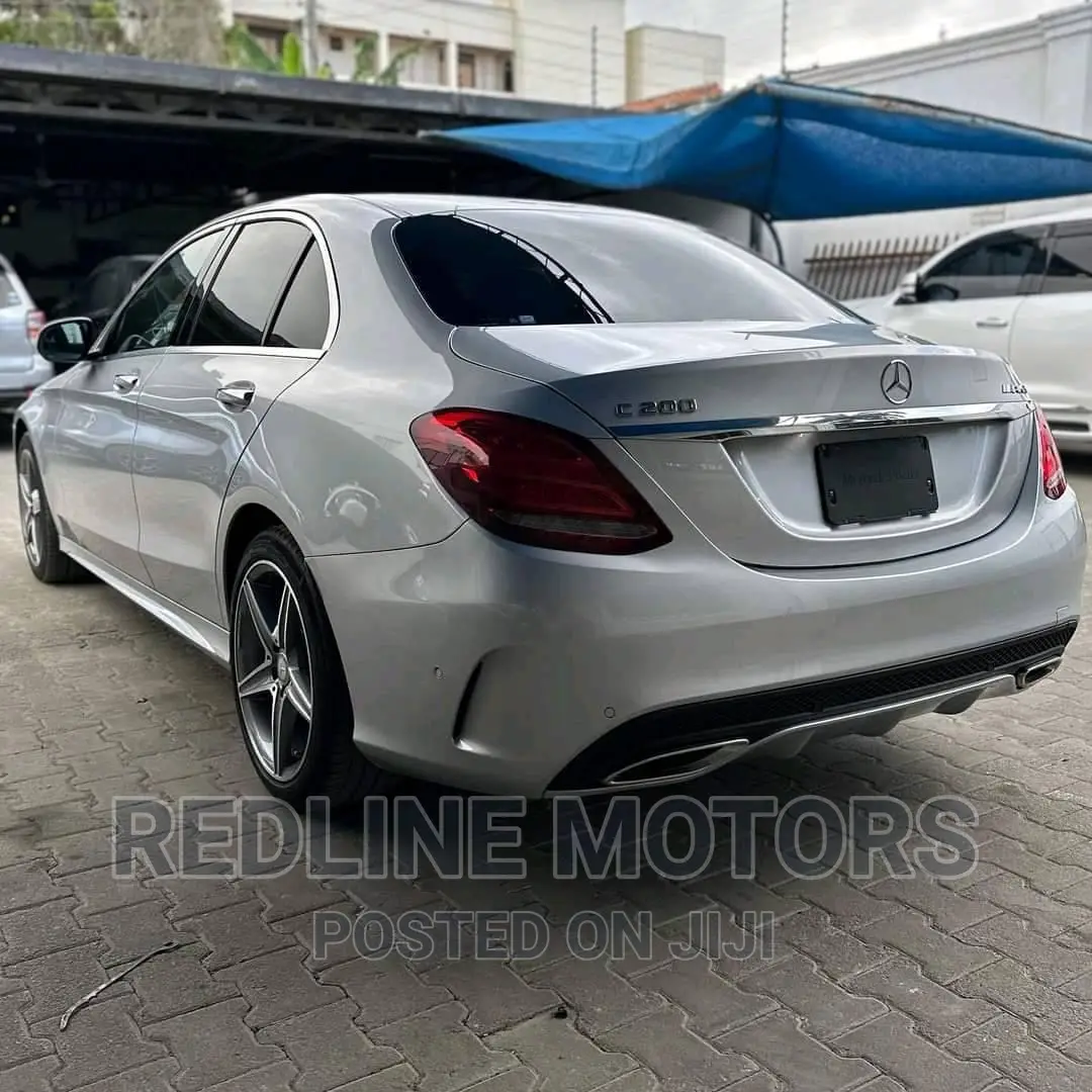 Mercedes-Benz C200 2017 Silver