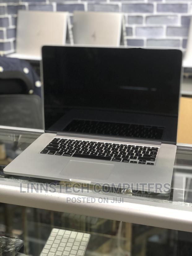 Laptop Apple MacBook Pro 2015 16GB Intel Core I7 SSD 256GB - thumbnail 2