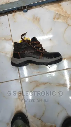 Rockrander Safety Boots Industrial Boots..