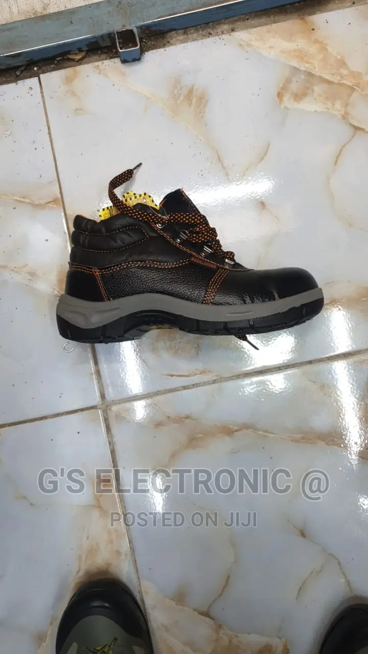 Rockrander Safety Boots Industrial Boots..