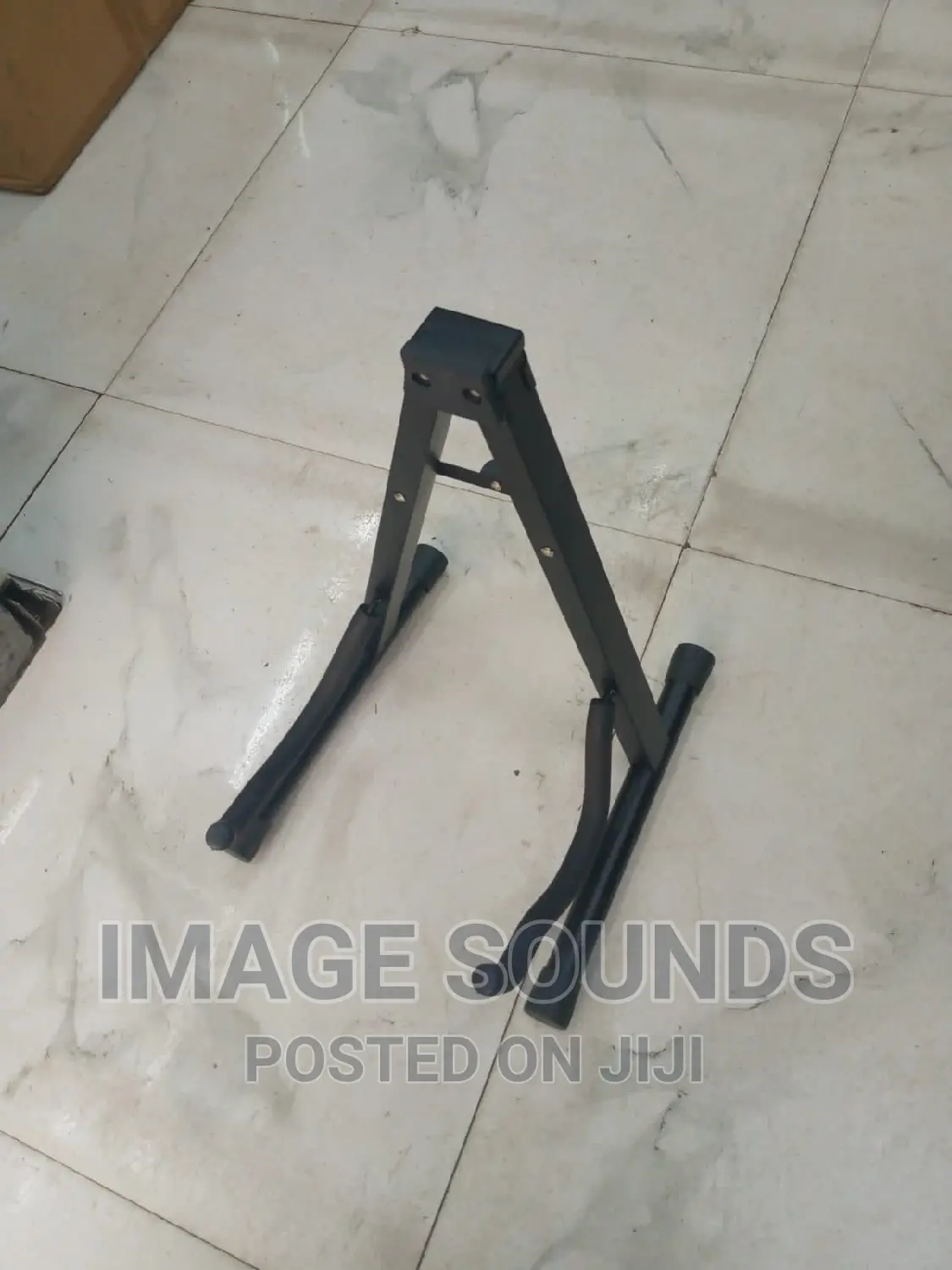 Guitar Stand for Electric and Acoustic Guitars