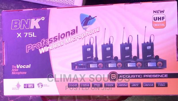 Professional Wireless Microphone X75 Lapel - main view