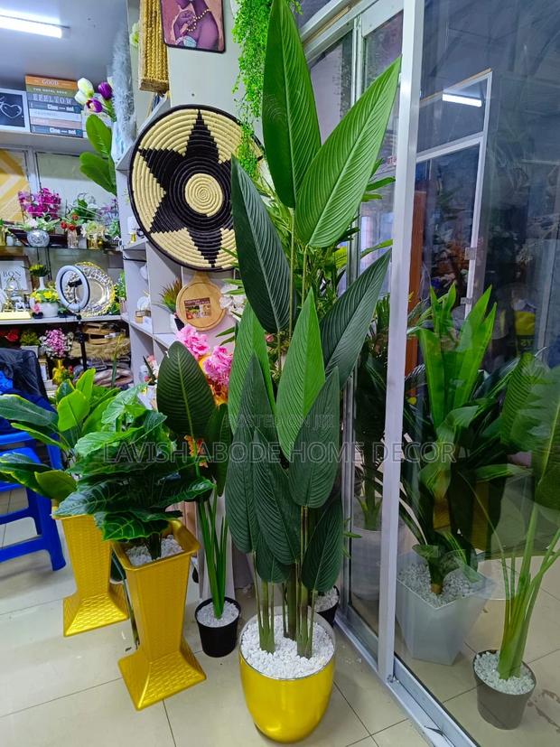 Lartificial Indoor Plant Tall With Gold Planter - main view