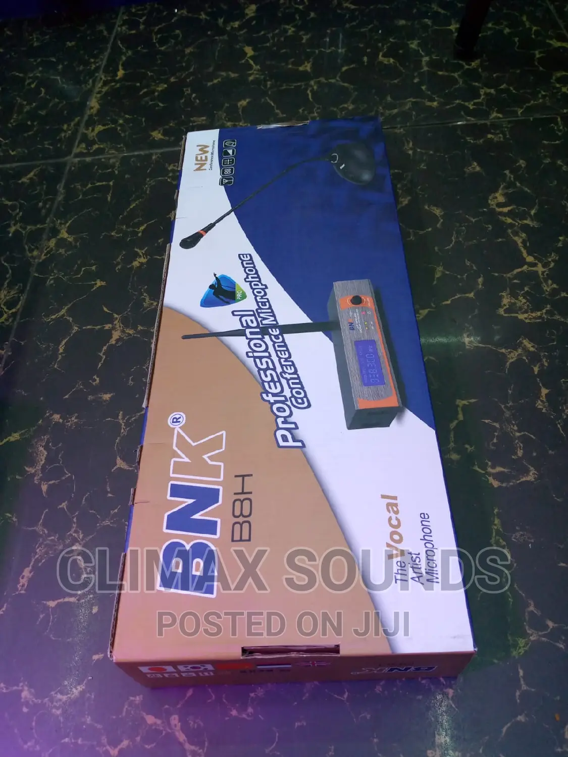Professional Conference Wireless Microphone BNK B8H