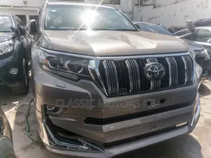 Toyota Land Cruiser Prado 2.8 2019 Gray