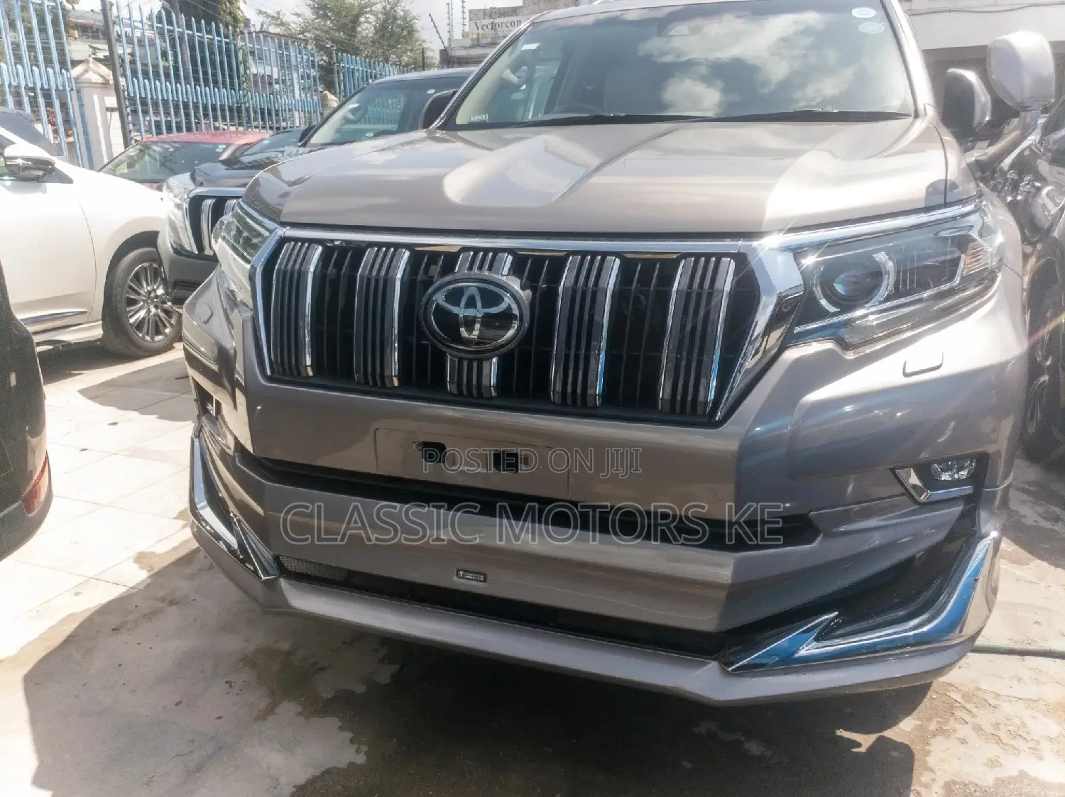 Toyota Land Cruiser Prado 2.8 2019 Gray