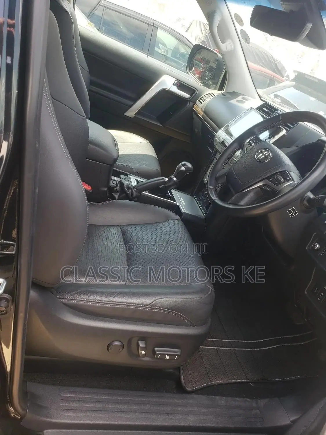 Toyota Land Cruiser Prado 2.8 2018 Black
