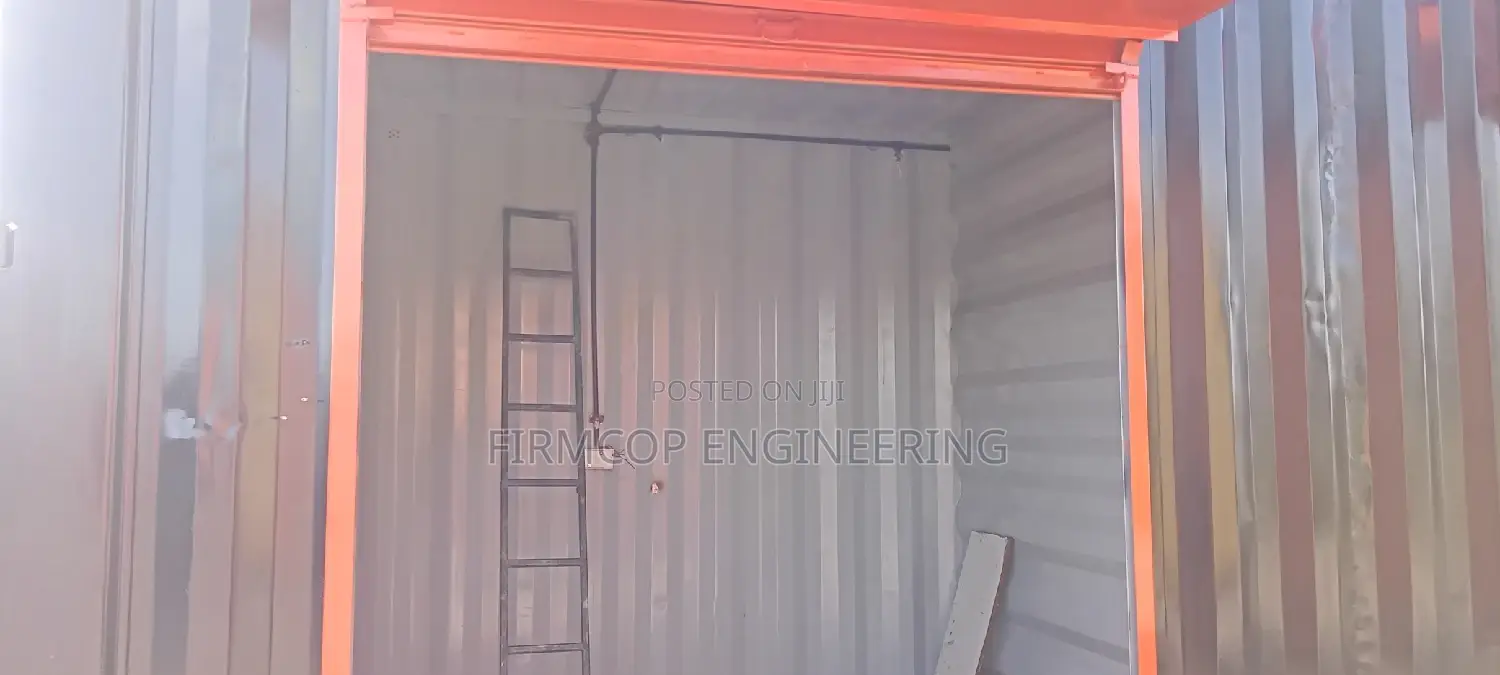40ft Shipping Containers Stalls - Plug and Play