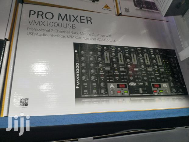 Beringer Vmx 1000pro Dj Mixer - main view
