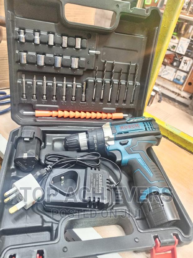 Rechargable Bosch Drill 12v - main view