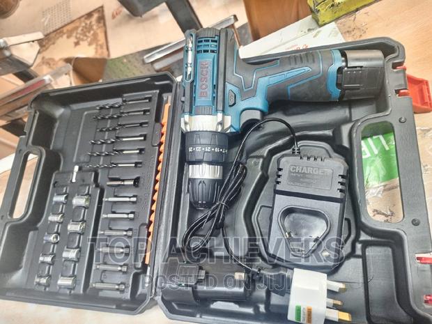 Rechargable Bosch Drill 12v - thumbnail 2