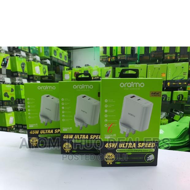 Oraimo 65W Charger - main view