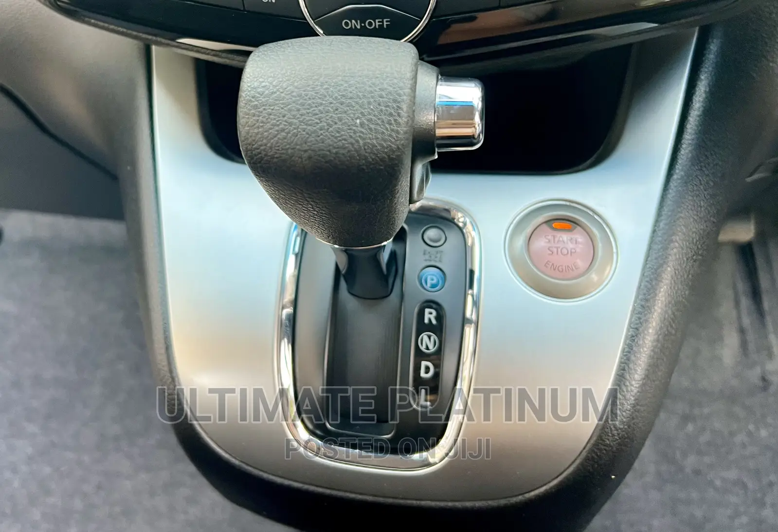 Nissan Serena 2016 Brown