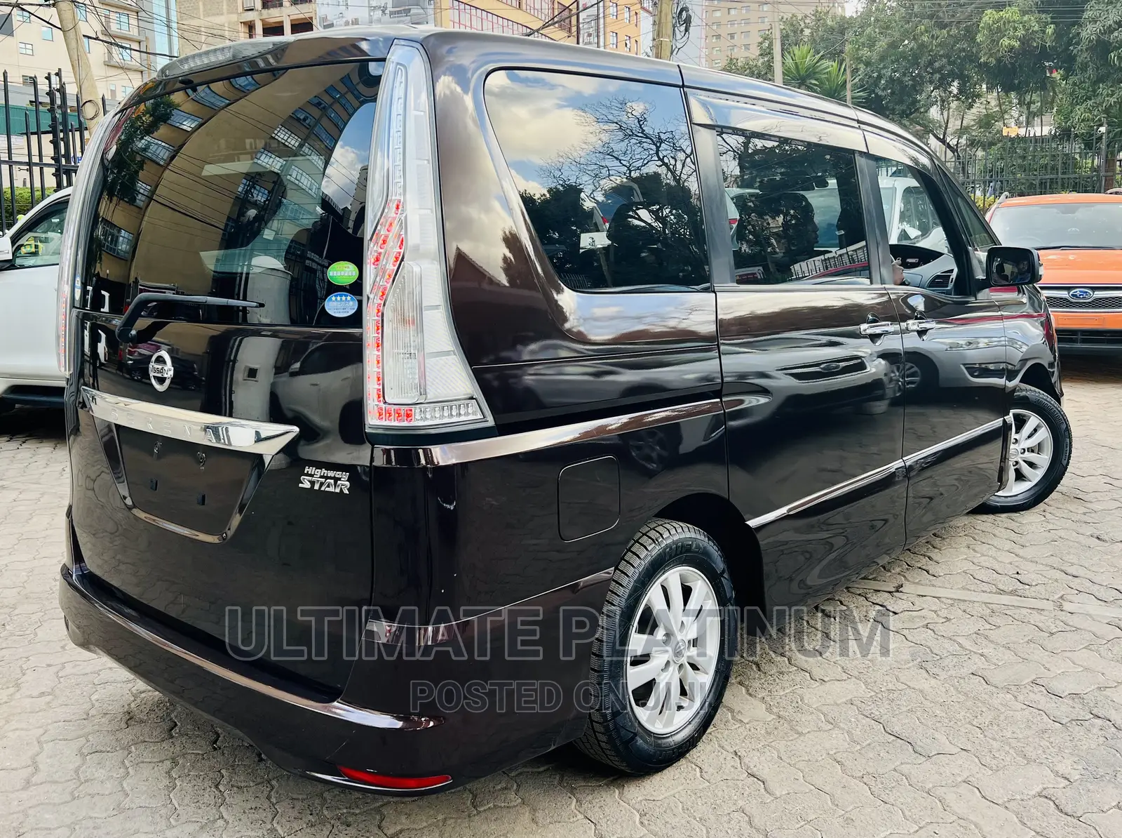 Nissan Serena 2016 Brown
