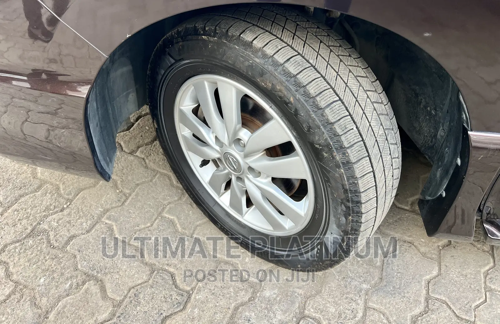 Nissan Serena 2016 Brown
