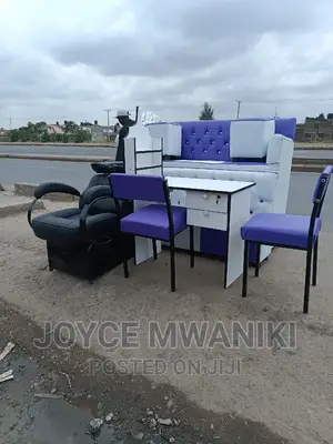 Pedicure Seat 3 Seater, Manicure Set and Sink
