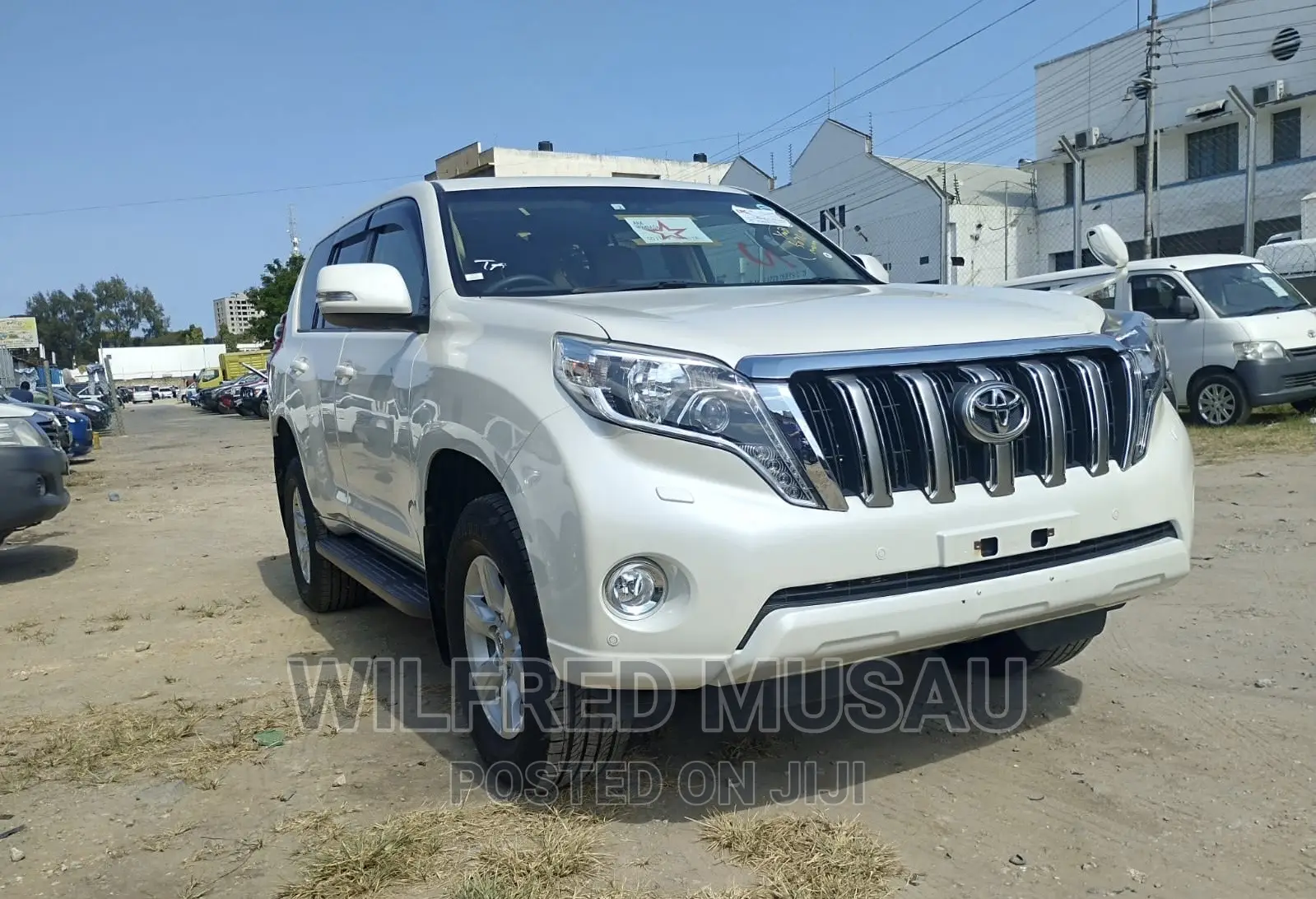 Toyota Land Cruiser Prado 2017 White