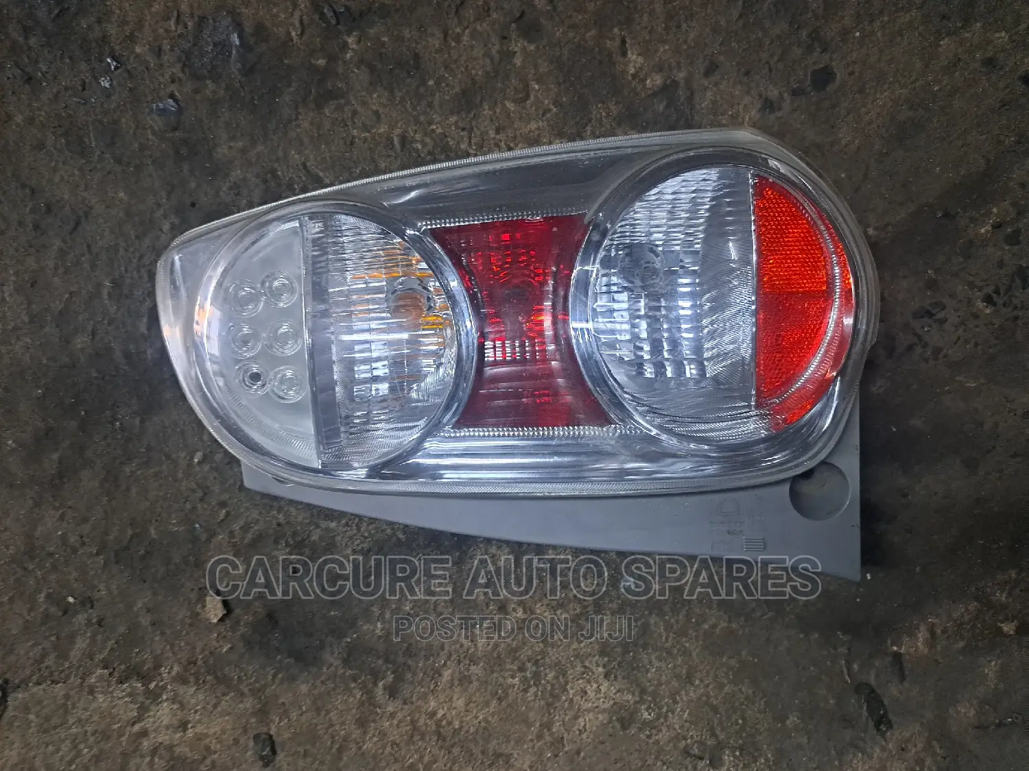 Toyota Passo 2010 Clear Tail Light