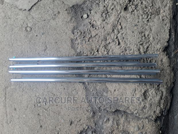 Prado 120 Weather Strips - main view