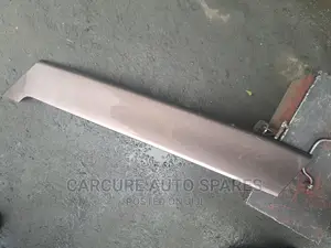 Noah Voxy Sliding Door Finishers Moulding