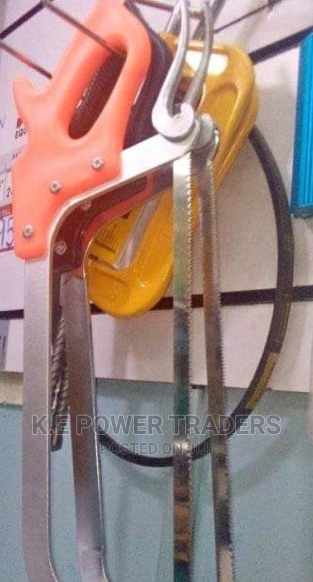 Sharp and Durable Bone Hacksaw