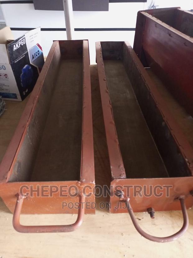 Heavy Duty Road Kerbs Moulds