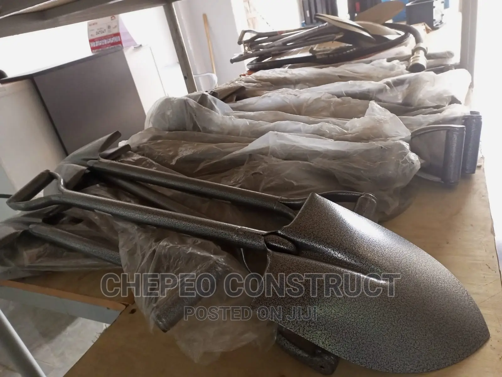 Heavy Steel Shovel/Spades