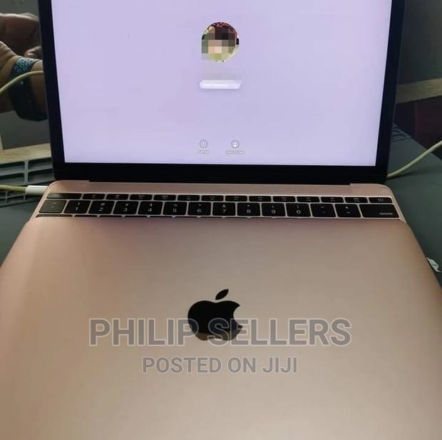 Macbook Pro | Macbook Air LCD Replacement
On Stock - main view