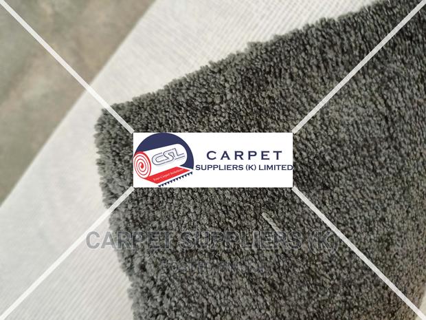 Grey Carpet (Comfy) - main view