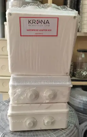 Adaptor Box (150*150*70)
