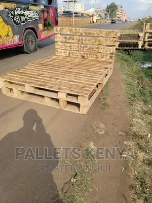 Pallet Bed- 5*6 Detachable With Drawers (Mpvc)