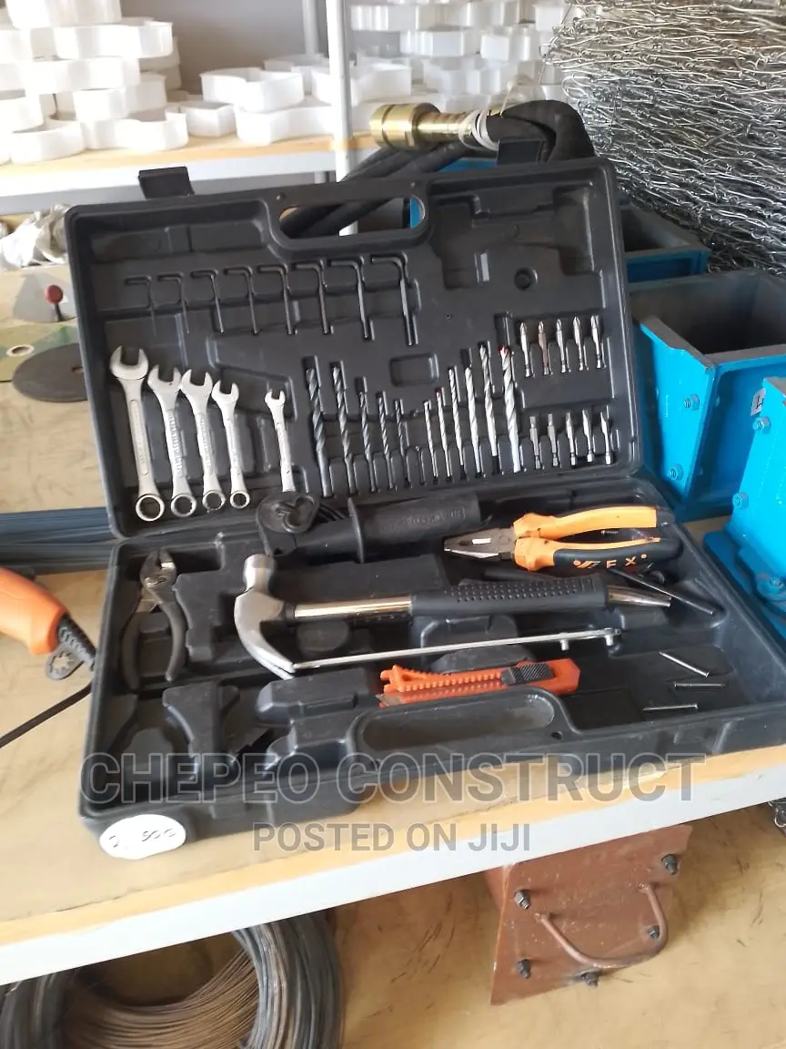 Black Decker Complete Tools Box