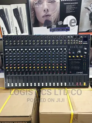 Soundcraft 16 Channel Plain Mixer