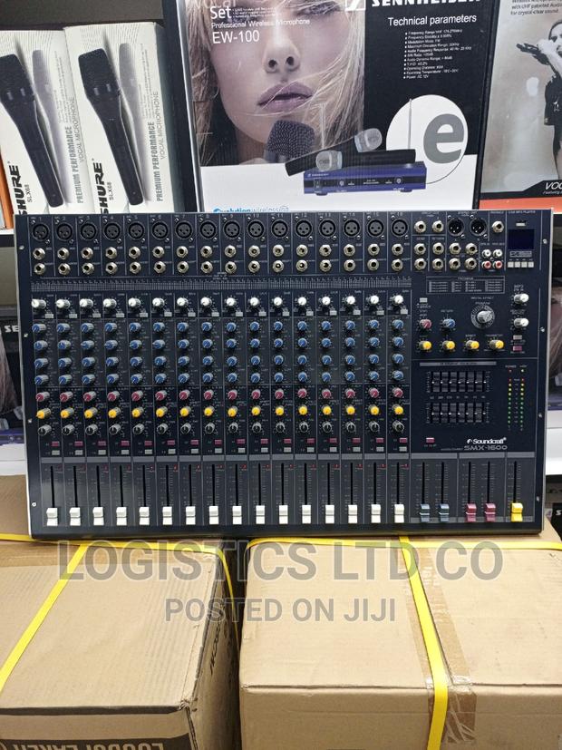 Soundcraft 16 Channel Plain Mixer - thumbnail 2