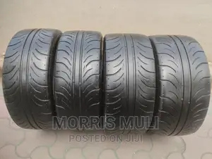 255/35r18 Zestino.