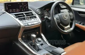Lexus NX 2019 Silver