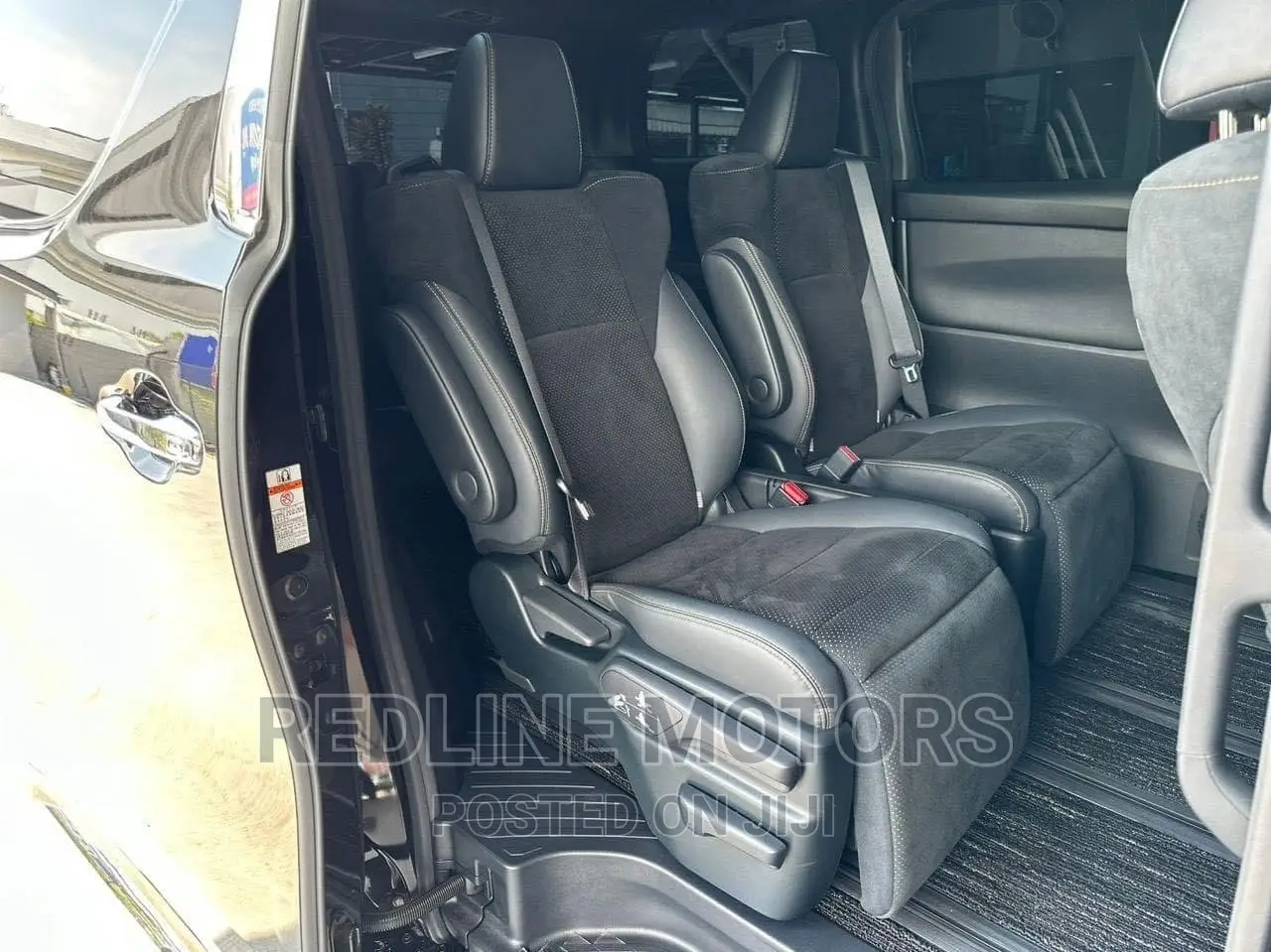 Toyota Vellfire 2019 Black