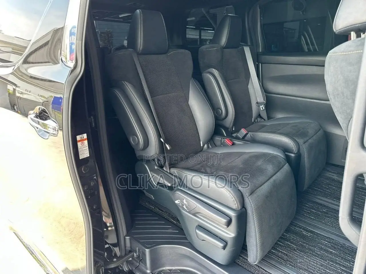 Toyota Vellfire 2019 Black