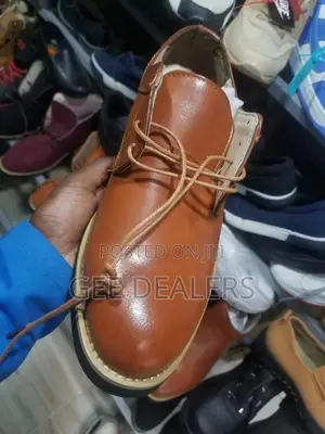 Men Official Low Cut Shoes