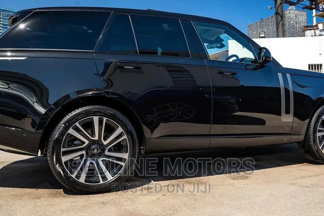 Land Rover Range Rover Vogue 2023 Black