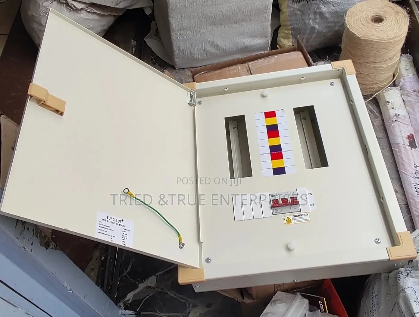 Distribution Board 6 Ways