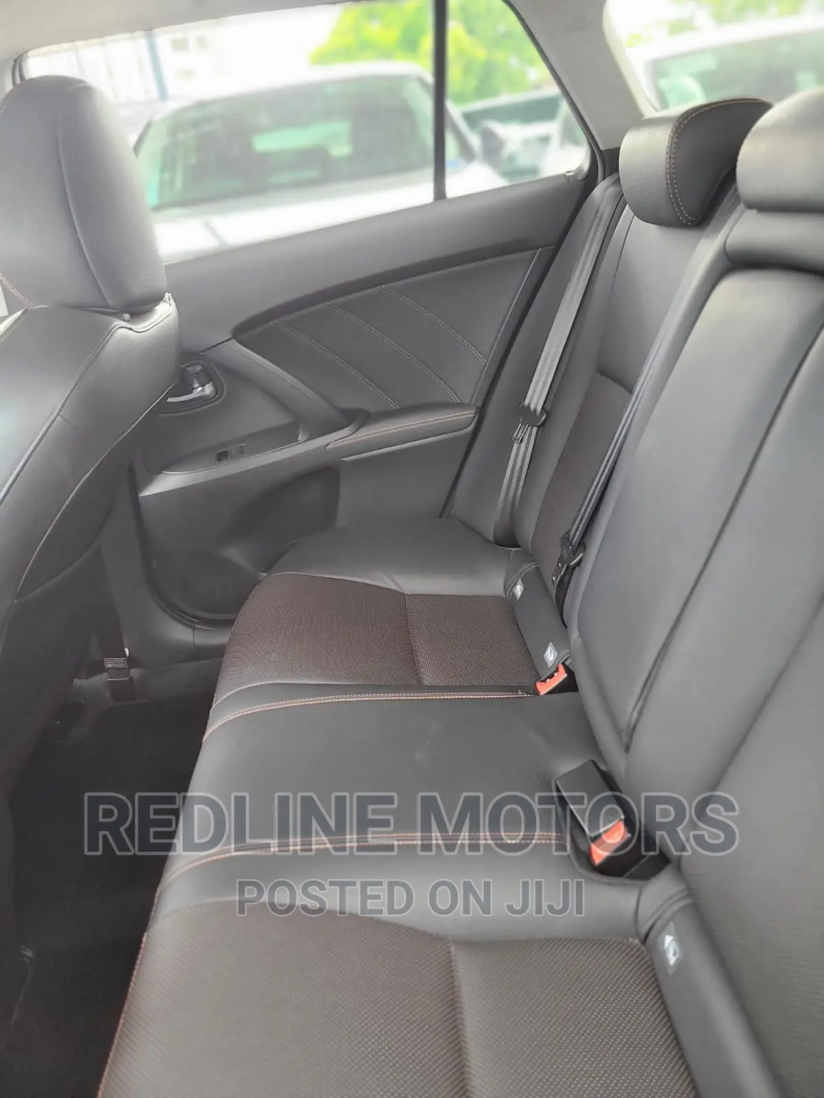 Toyota Avensis 2016 Black