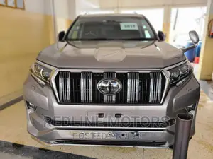 Toyota Land Cruiser Prado 2017 Silver