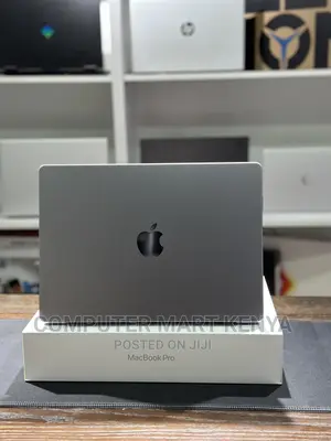 New Laptop Apple MacBook Pro 16GB Apple M2 SSD 512GB