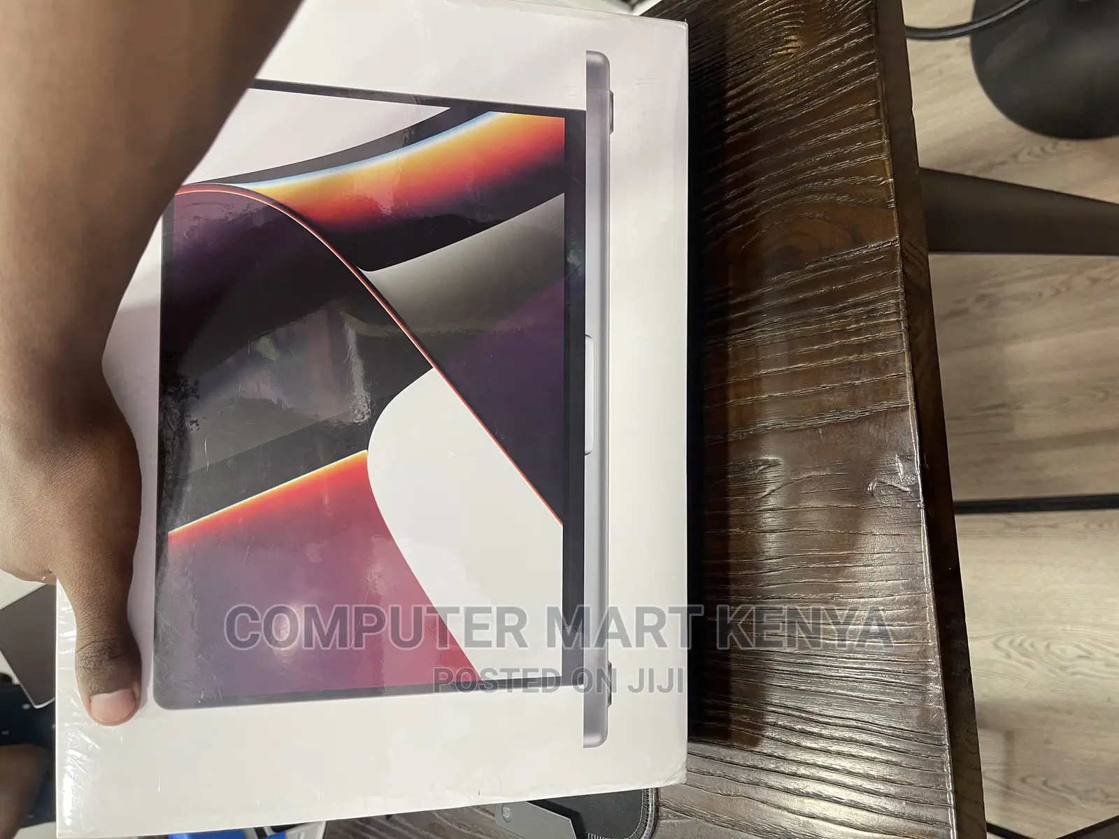 New Laptop Apple MacBook Pro 16GB Apple M1 Pro SSD 512GB