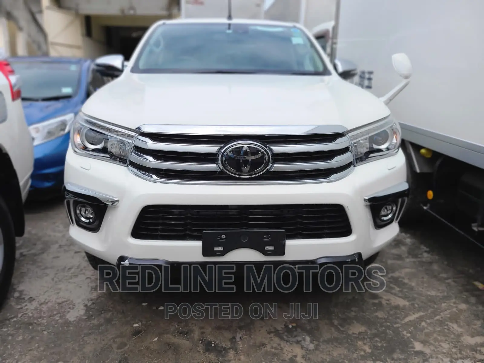 Toyota Hilux 2018 White